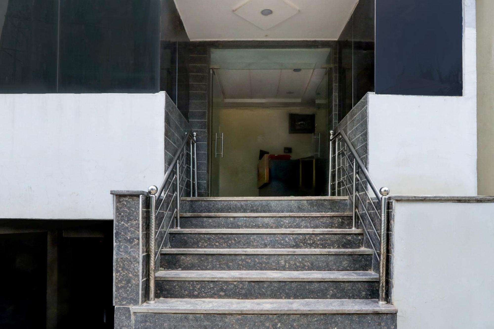 Super Hotel O Boduppal Upal Exterior foto